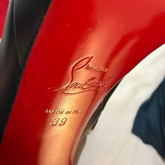 Louboutin Bianca Booties PRICE REDUCED!!! - Picture 10 of 10